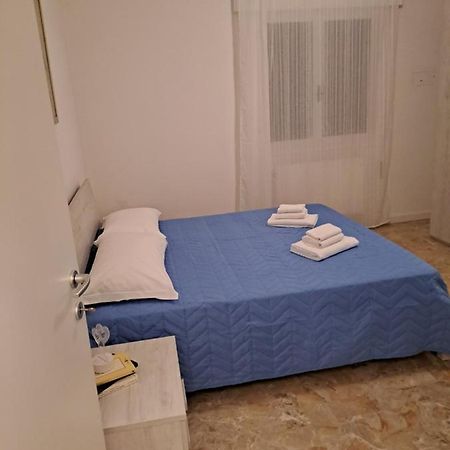 Apartment Angy Mira Luaran gambar
