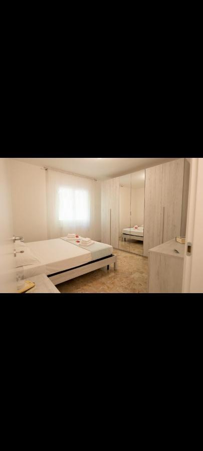 Apartment Angy Mira Luaran gambar